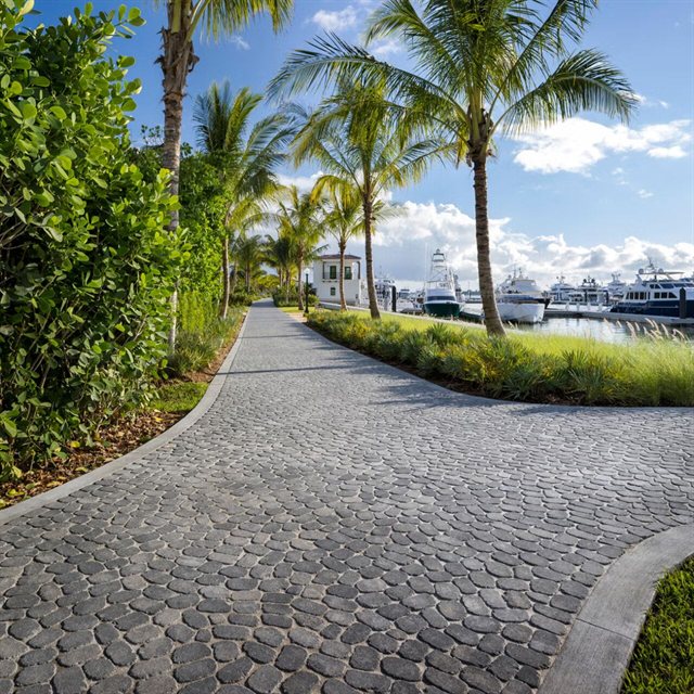 Belgard Belgian Cobble&reg; pavers