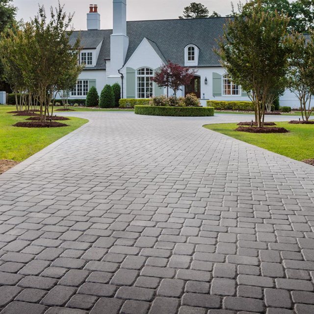 Belgard Cambridge Cobble&reg; pavers